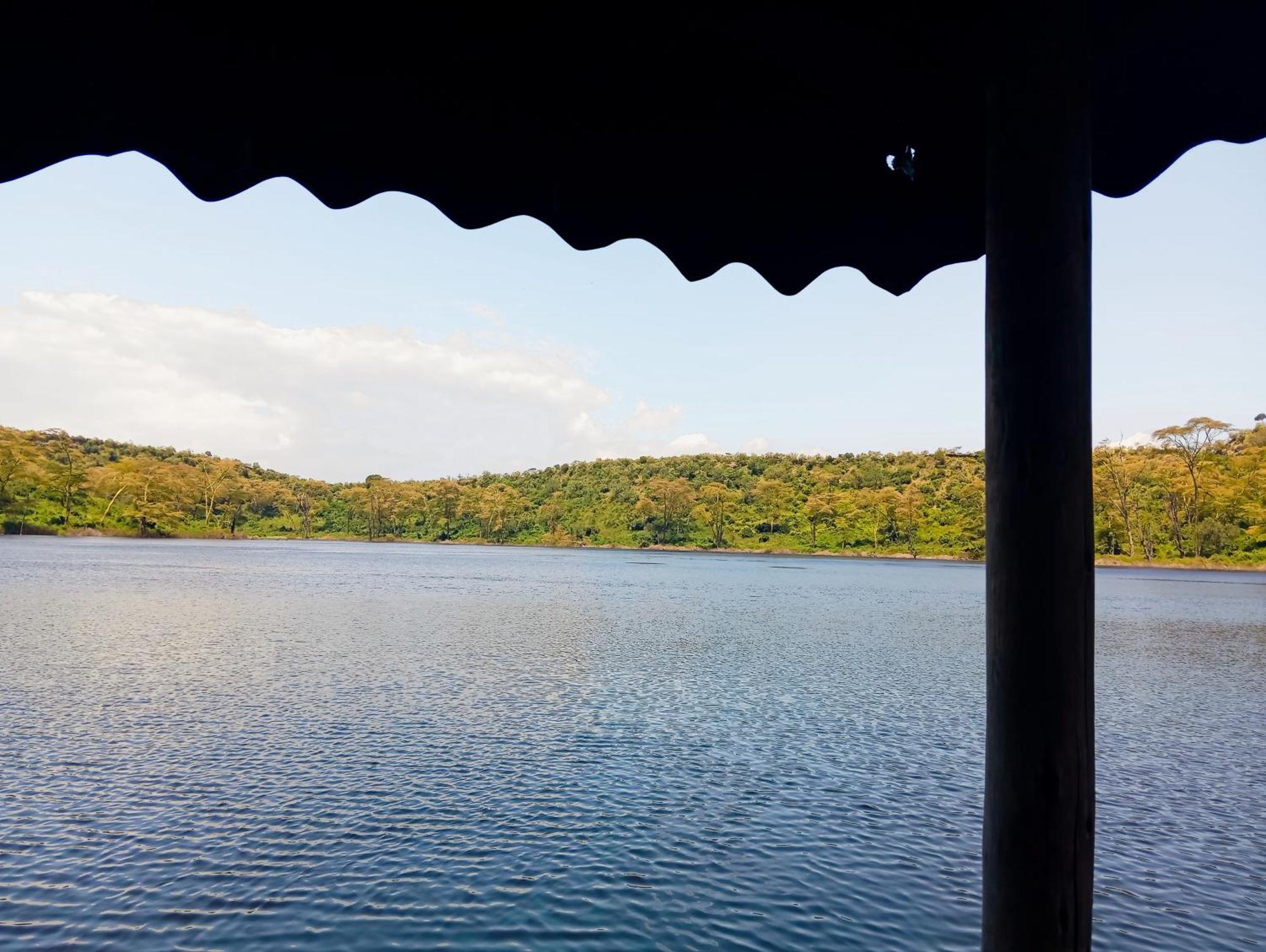 Crater Lake Tented Camp And Game Sanctuary ไนวาชา ภายนอก รูปภาพ