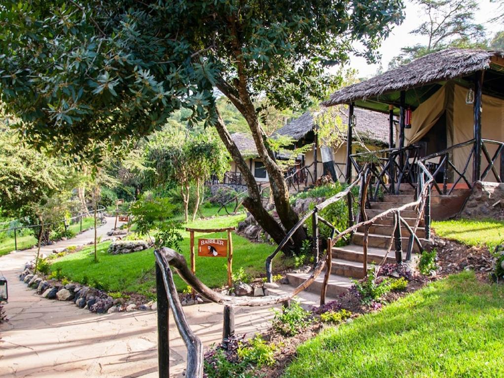 Crater Lake Tented Camp And Game Sanctuary ไนวาชา ภายนอก รูปภาพ